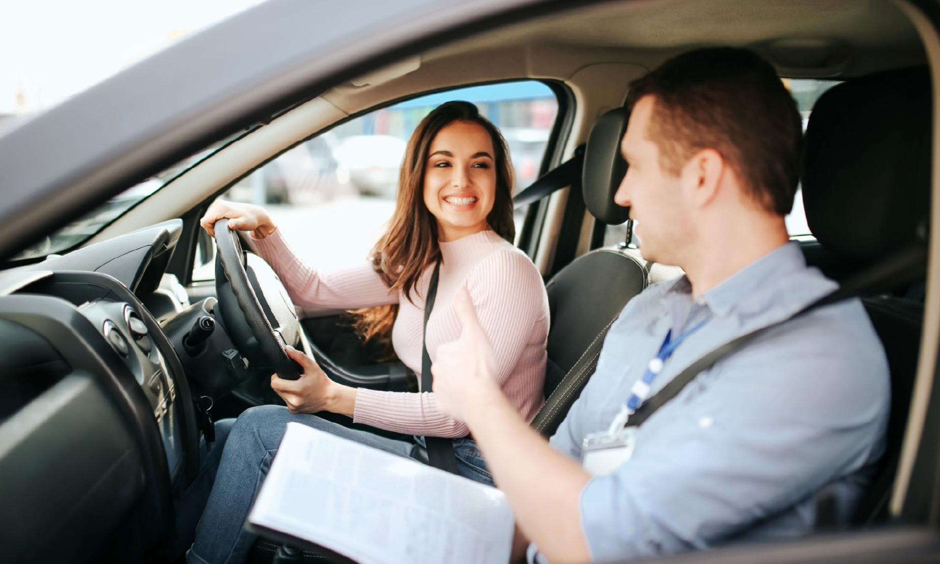 How to Choose the Right Driving School in Canberra